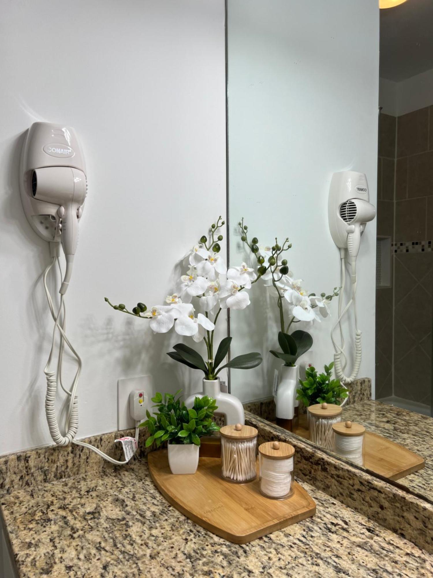 Mycrib Houston Hostel Екстериор снимка